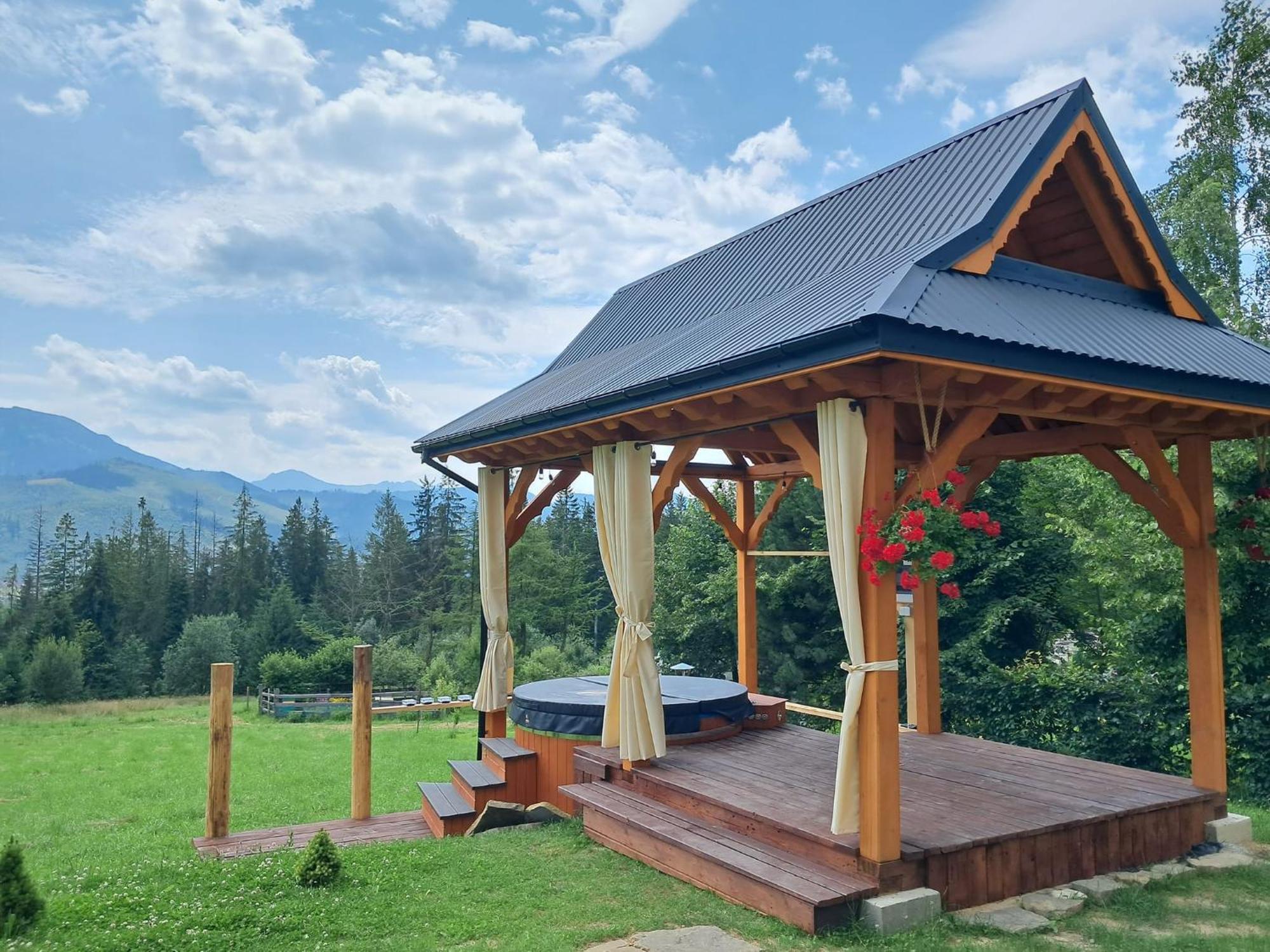 Na Polanie Z Jacuzzi * Косьцелісько